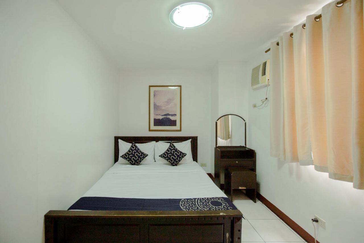 Newgrange Condotel Quezon City Exterior foto