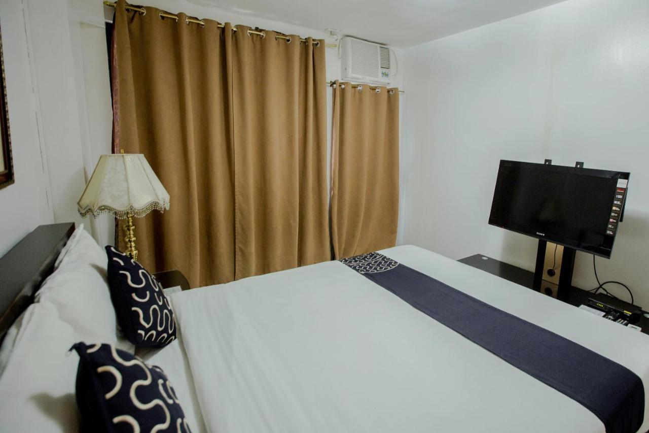 Newgrange Condotel Quezon City Exterior foto