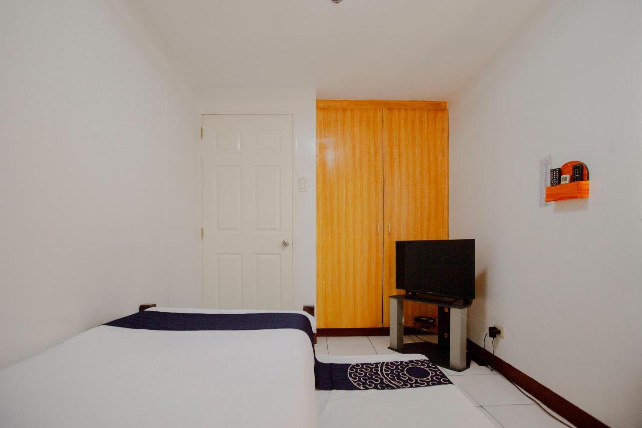 Newgrange Condotel Quezon City Exterior foto