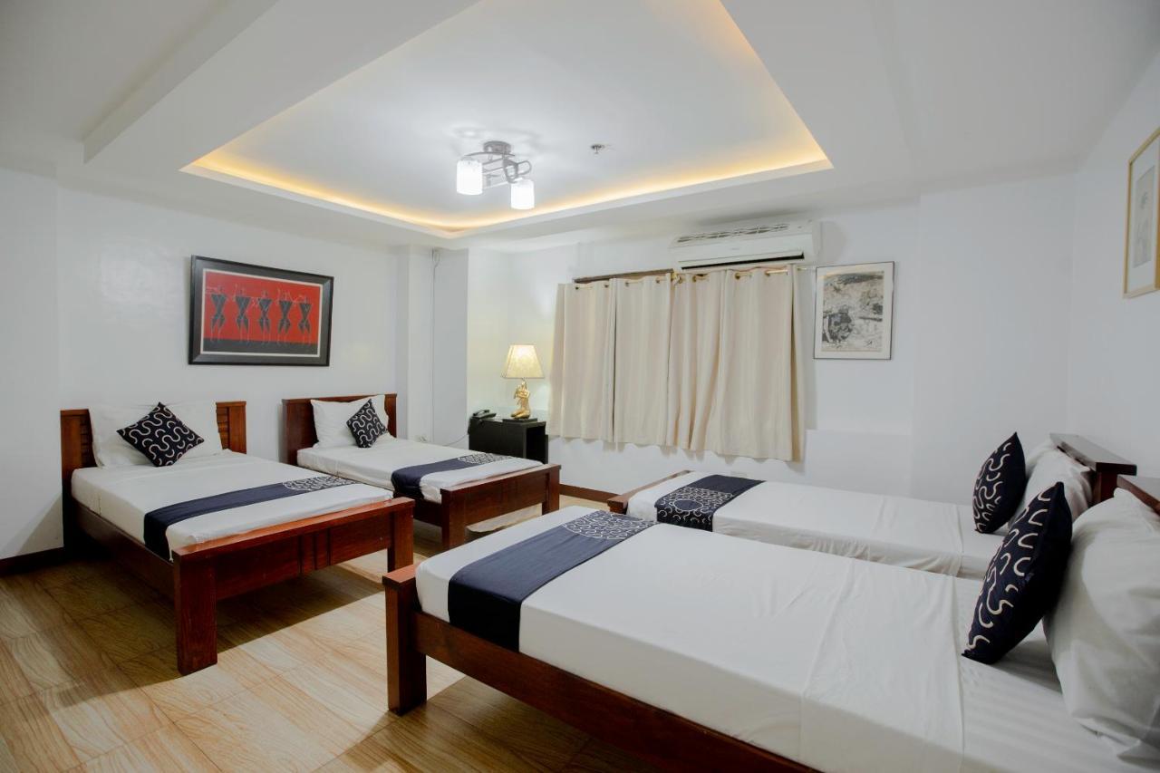 Newgrange Condotel Quezon City Exterior foto